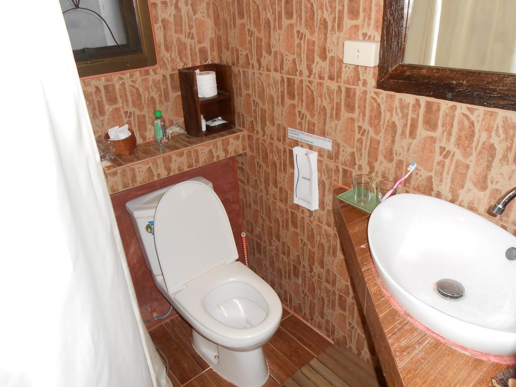 Guest house Pissamorn House 3*