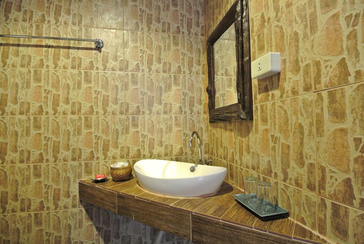Guest house Pissamorn House 3*